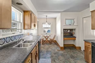 346 McKinley Ave, Eau Claire, WI 54701 - Photo 11