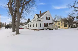 326 2nd Ave SE, Glenwood, MN 56334 - Photo 1