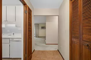 4380 Brookside Ct, Edina, MN 55436 - Photo 5