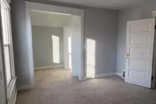 468 Bellows St, Saint Paul, MN 55107 - Photo 9