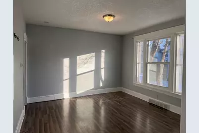 468 Bellows Street, Saint Paul, MN 55107 - Photo 3