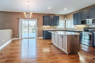 20791 Gemini Tr, Lakeville, MN 55044 - Photo 15