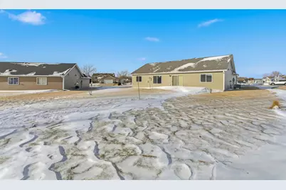 725 Northwood Drive, Janesville, MN 56048 - Photo 31