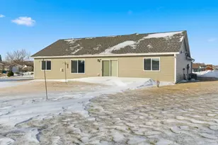 725 Northwood Dr, Janesville, MN 56048 - Photo 33