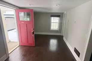 2522 15th Ave E, North Saint Paul, MN 55109 - Photo 3