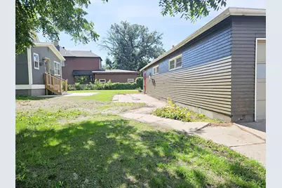 721 Labree Avenue N, Thief River Falls, MN 56701 - Photo 5