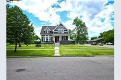 721 Labree Avenue N, Thief River Falls, MN 56701 - Photo 3