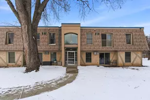 929 11th Ave S, Hopkins, MN 55343 - Photo 3