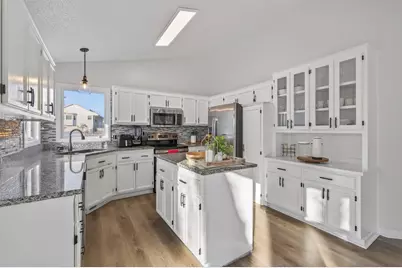 14430 Woodbridge Lane, Savage, MN 55378 - Photo 15