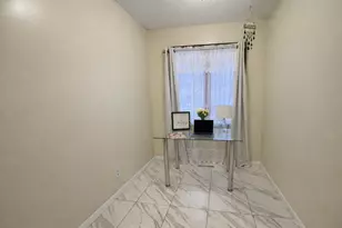 2002 Arkwright St, Maplewood, MN 55117 - Photo 3