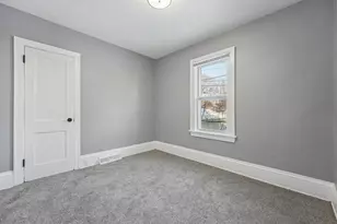 1008 Lowry Ave N, Minneapolis, MN 55411 - Photo 9