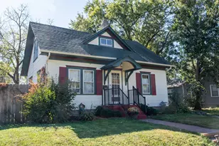 625 7th St W, Hastings, MN 55033 - Photo 1