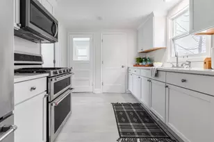 401 Rose Ave E, Saint Paul, MN 55130 - Photo 5