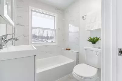 401 Rose Avenue E, Saint Paul, MN 55130 - Photo 11