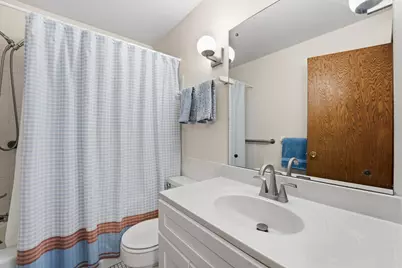 2220 Midland Grove Road #112, Roseville, MN 55113 - Photo 17