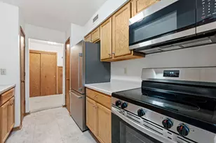 2220 Midland Grove Rd, Roseville, MN 55113 - Photo 13