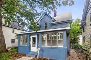 682 Fairview Ave N, Saint Paul, MN 55104 - Photo 1