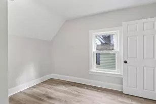 682 Fairview Ave N, Saint Paul, MN 55104 - Photo 17