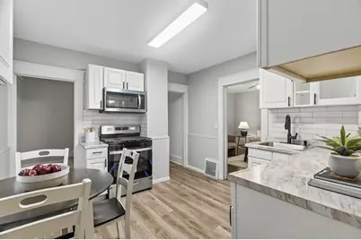 682 Fairview Avenue N, Saint Paul, MN 55104 - Photo 11