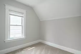 938 Cypress St, Saint Paul, MN 55106 - Photo 13