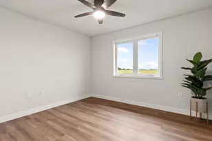 920 Portland St, Villard, MN 56385 - Photo 9