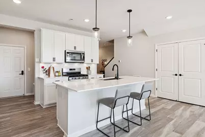 4921 Avery Court, Eagan, MN 55123 - Photo 5