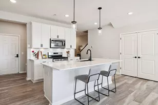 4921 Avery Ct, Eagan, MN 55123 - Photo 5