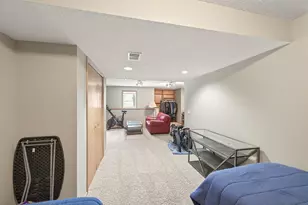 14825 39th Ave N, Plymouth, MN 55446 - Photo 37