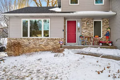 14825 39th Avenue N, Plymouth, MN 55446 - Photo 3