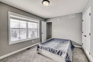 3304 Lakewood Trl, Woodbury, MN 55129 - Photo 17