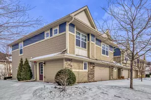 3304 Lakewood Trl, Woodbury, MN 55129 - Photo 1