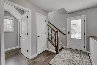 3304 Lakewood Trail, Woodbury, MN 55129 - Photo 9