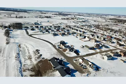 1017 E 3rd Avenue SE, Freeport, MN 56336 - Photo 3