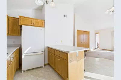 411 Bluebird Street, Mora, MN 55051 - Photo 7