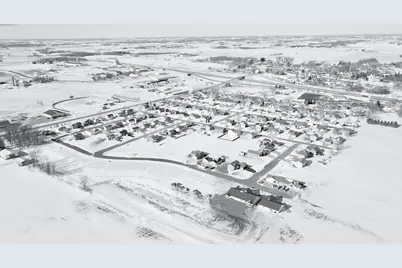 308 E 11th Street SE, Freeport, MN 56336 - Photo 3