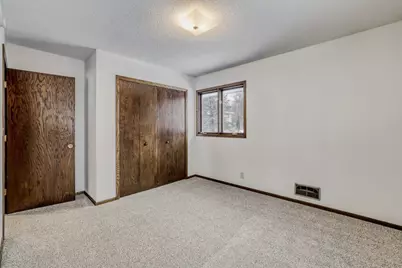 70 W Sandra Lee Drive, Saint Paul, MN 55119 - Photo 19