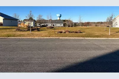 1019 7th Avenue NE, Perham, MN 56573 - Photo 1