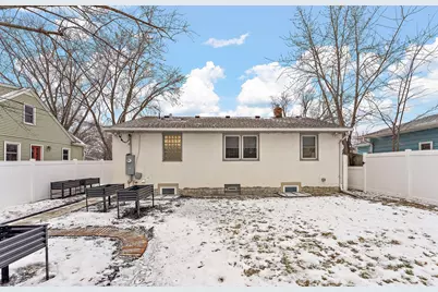 221 9th Street S, South Saint Paul, MN 55075 - Photo 7