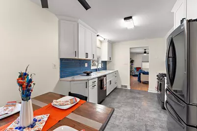 221 9th Street S, South Saint Paul, MN 55075 - Photo 11