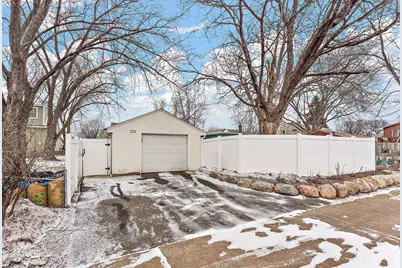 221 9th Street S, South Saint Paul, MN 55075 - Photo 9