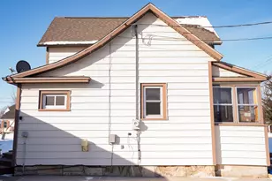 255 W Vine St, Mondovi, WI 54755 - Photo 51