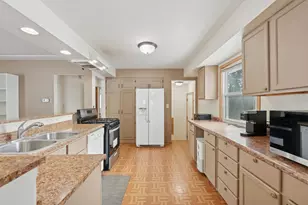 536 Idaho Ave E, Saint Paul, MN 55130 - Photo 7