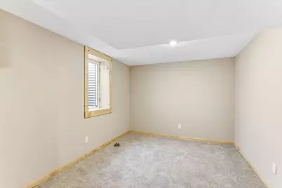 10833 Toledo Avenue S, Bloomington, MN 55437 - Photo 23