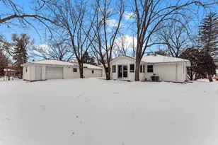 10833 Toledo Ave S, Bloomington, MN 55437 - Photo 29