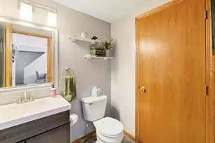 7855 Forest Blvd, Woodbury, MN 55125 - Photo 5