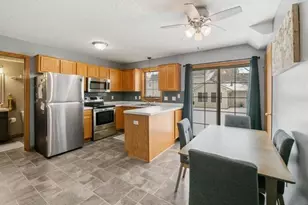 7855 Forest Blvd, Woodbury, MN 55125 - Photo 3