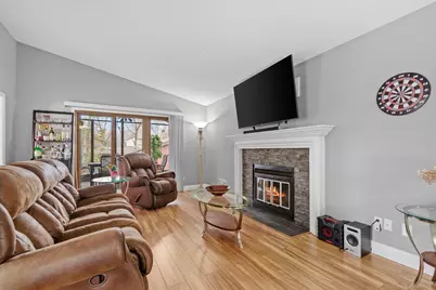 8560 Holland Avenue, Apple Valley, MN 55124 - Photo 19