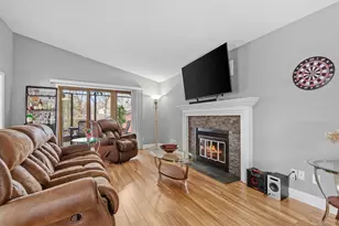 8560 Holland Ave, Apple Valley, MN 55124 - Photo 19