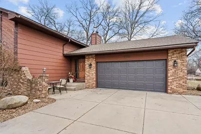 8560 Holland Avenue, Apple Valley, MN 55124 - Photo 7