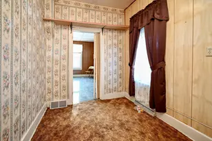 476 W Sanborn St, Winona, MN 55987 - Photo 11